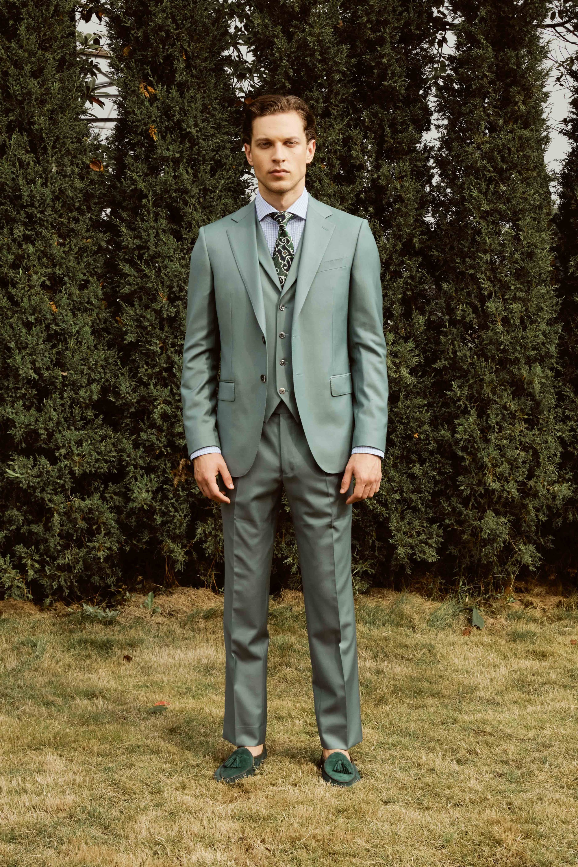 Zomp Green suit set with customized  tie