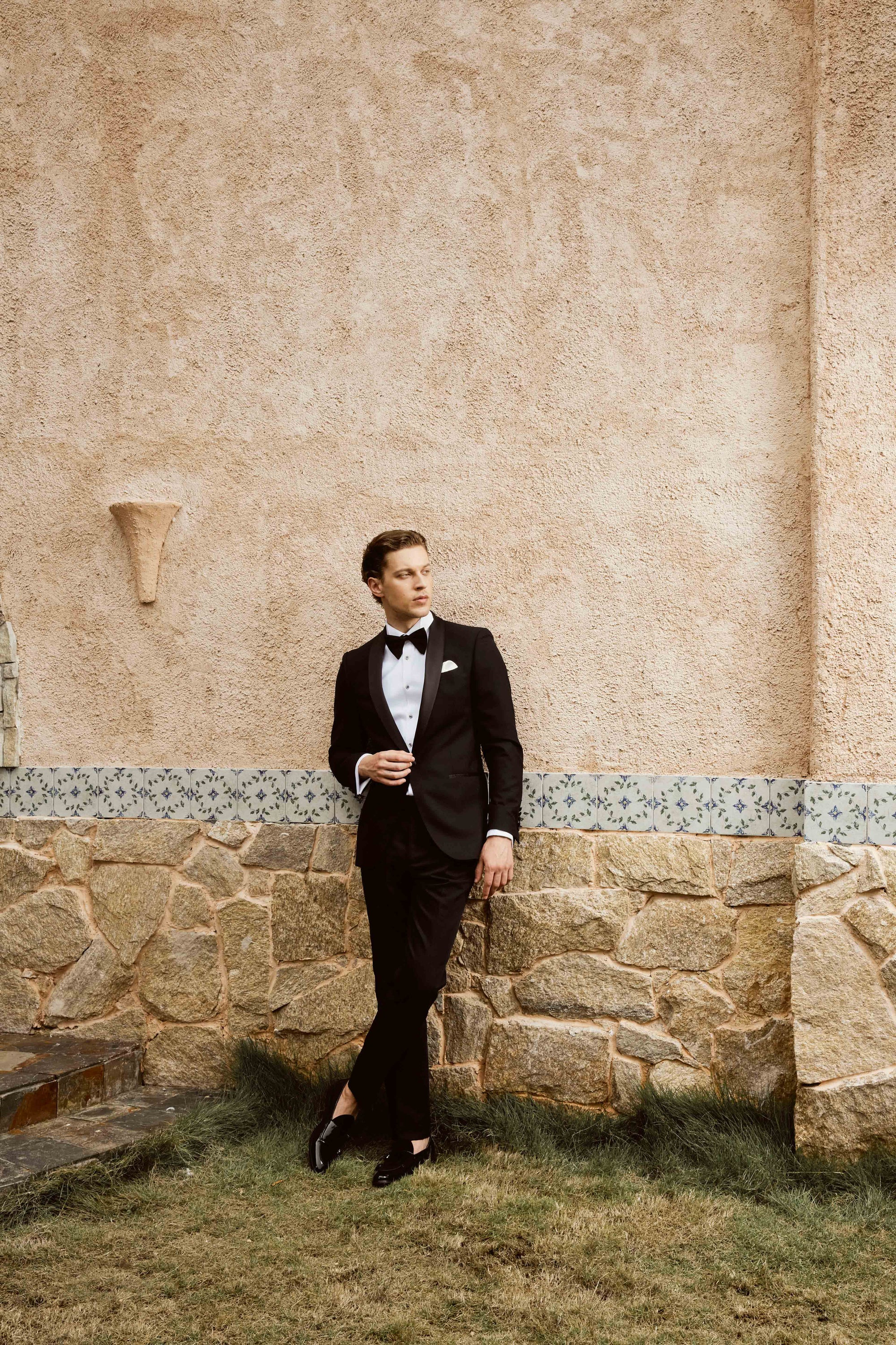 Standard Black Suit Set