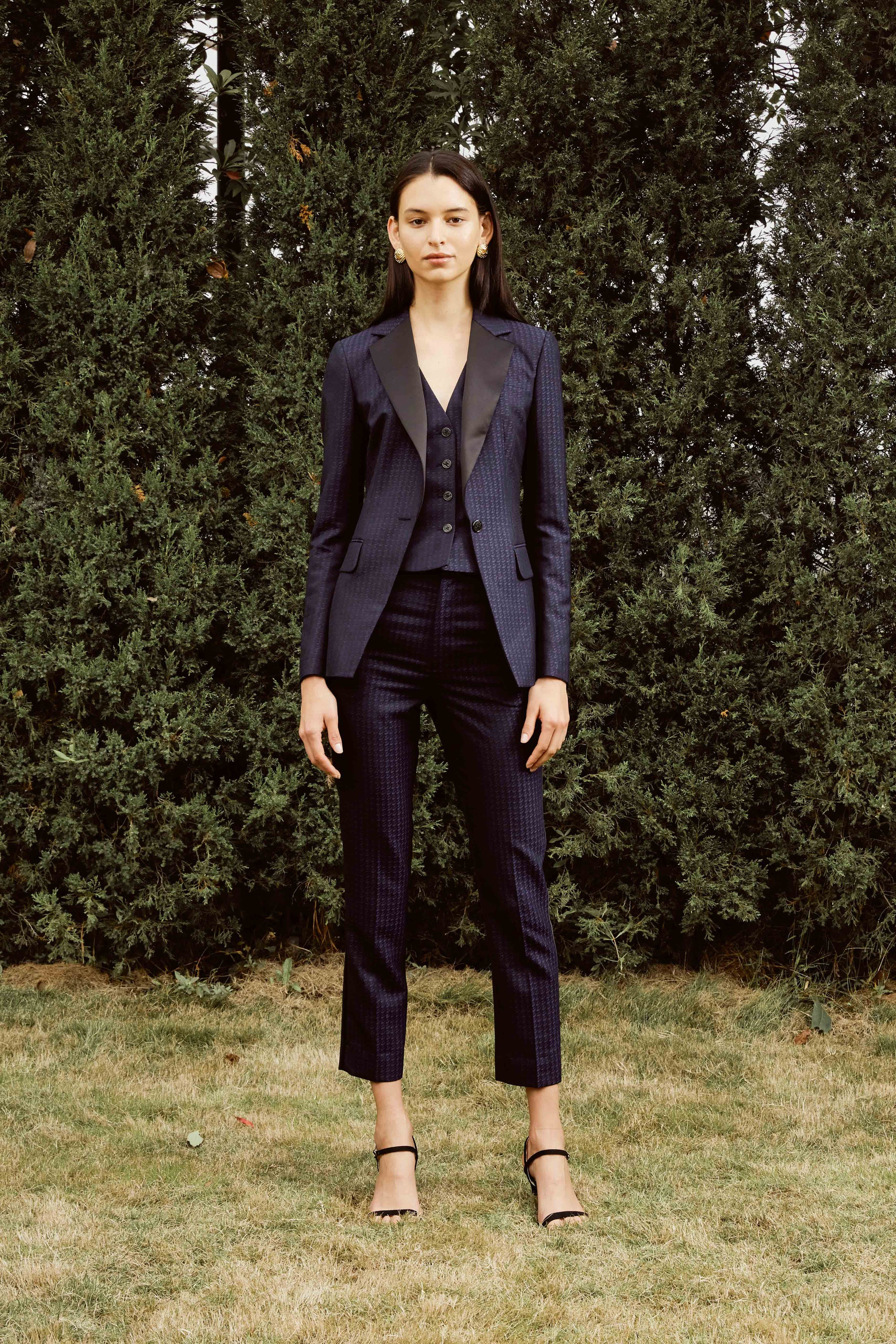 Black and Blue Textile Designed Suit Set with Vest for Women