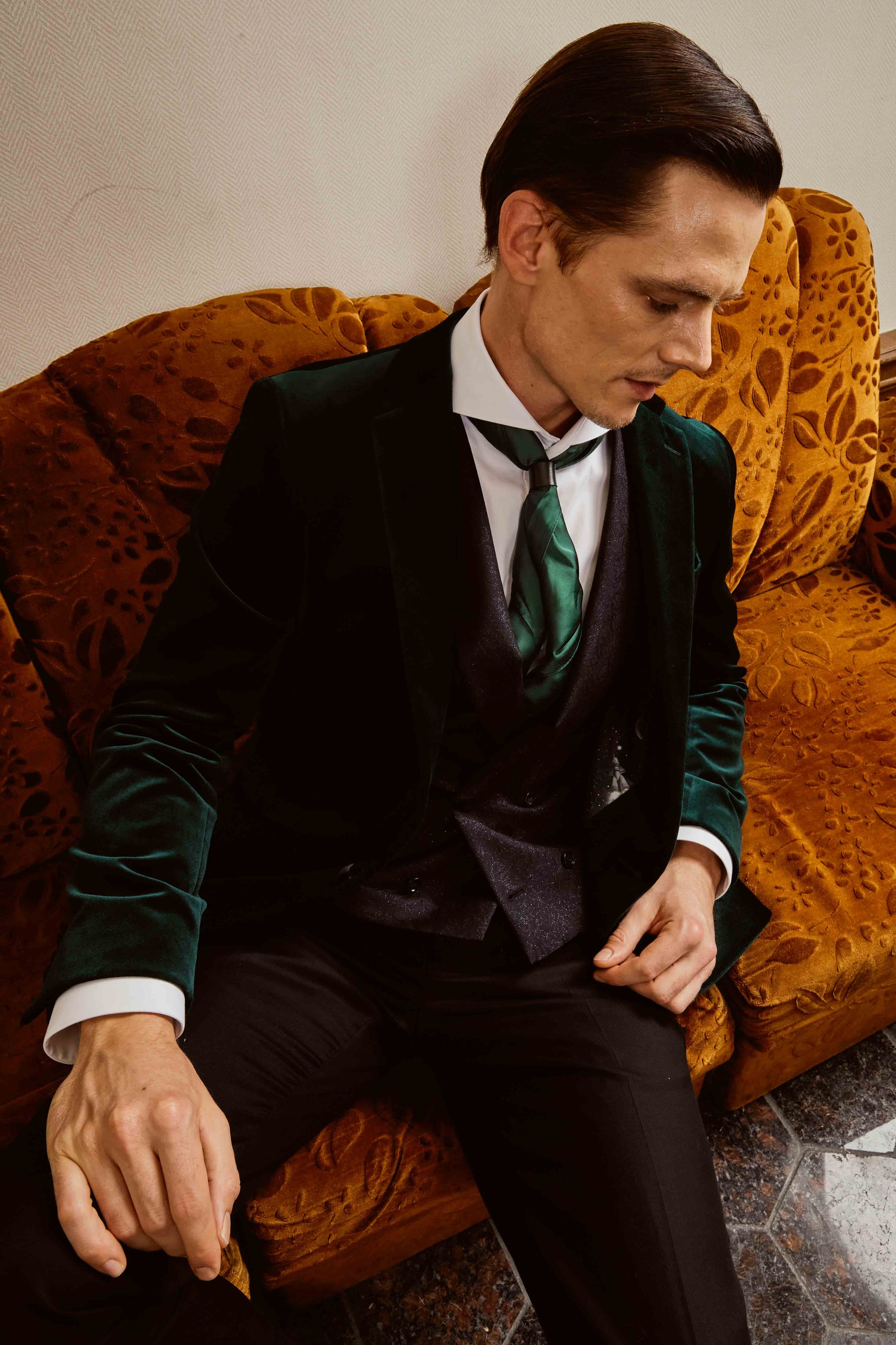 Green Cotton Suit Set with Glazing Vest