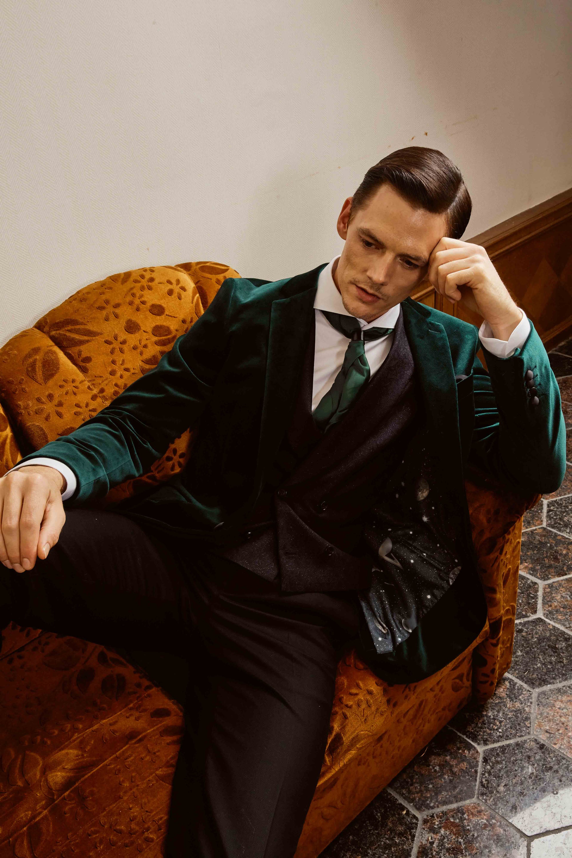 Green Cotton Suit Set with Glazing Vest