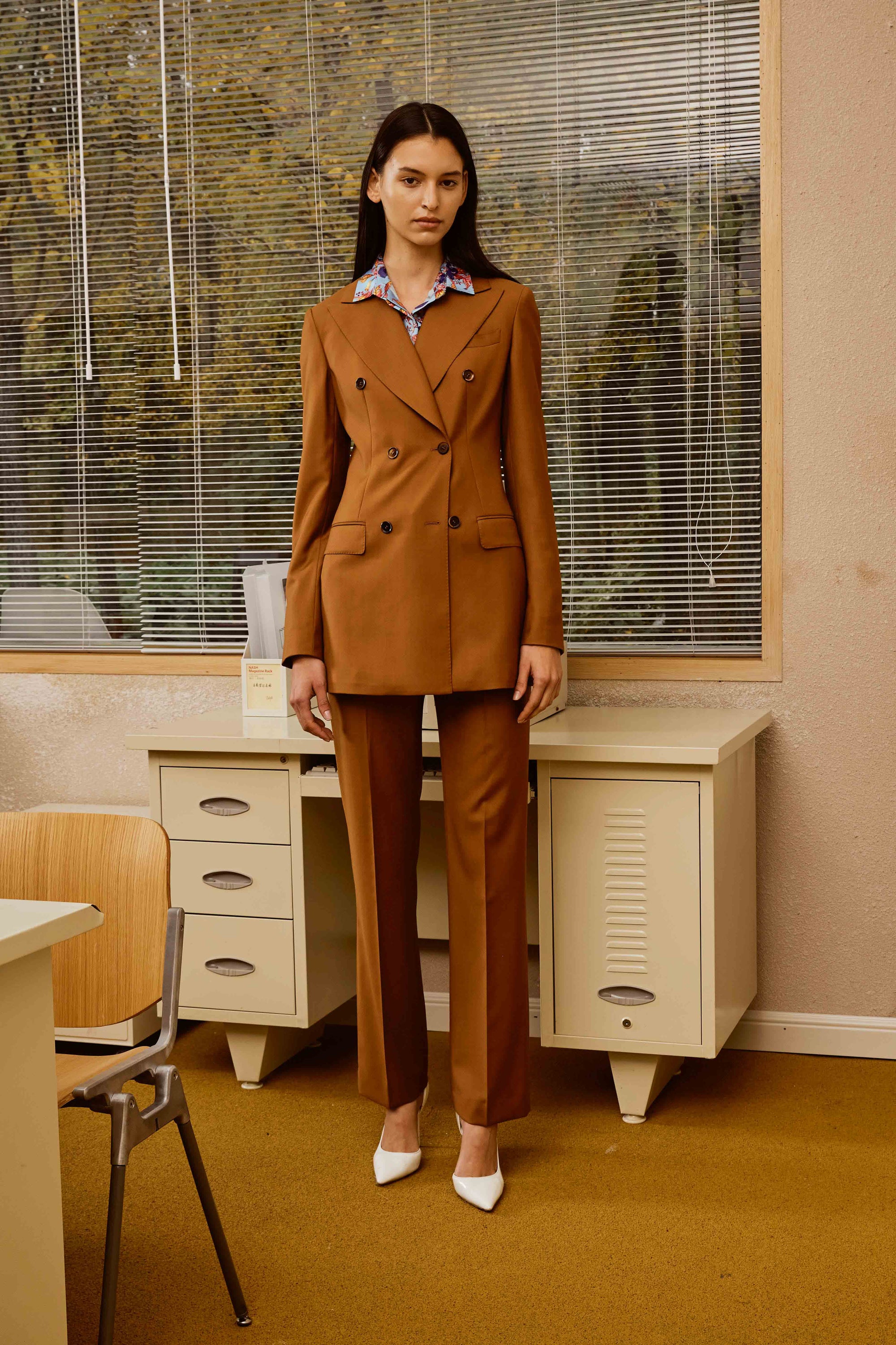 Golden Brown Double-Breasted Suit Set with Customized Printed Shirt for Women