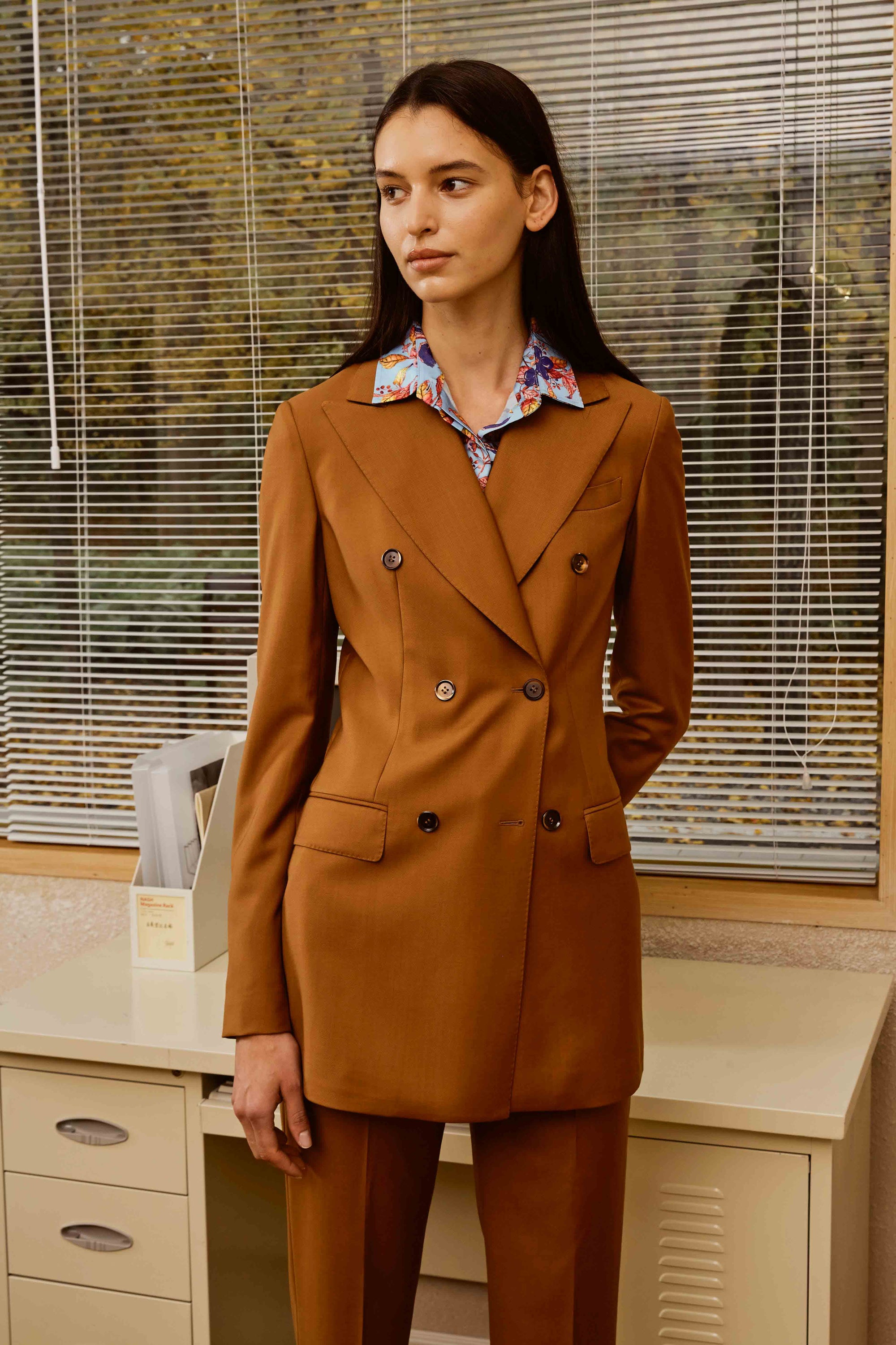 Golden Brown Double-Breasted Suit Set with Customized Printed Shirt for Women