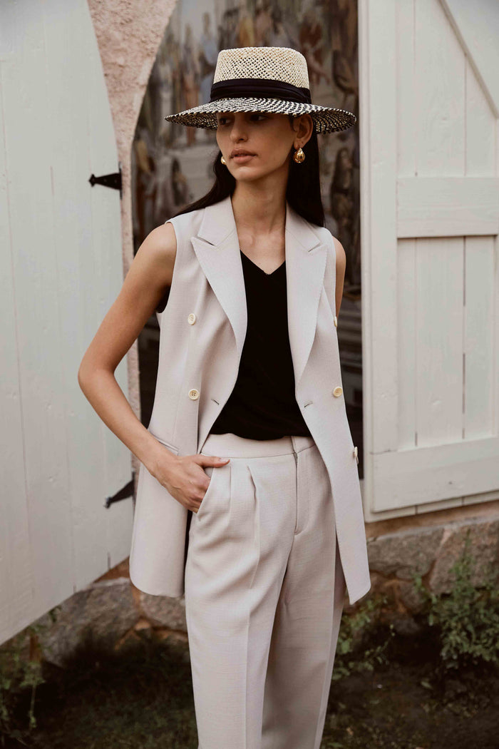 Sleeveless Double-Breasted Suit with Pants for Women
