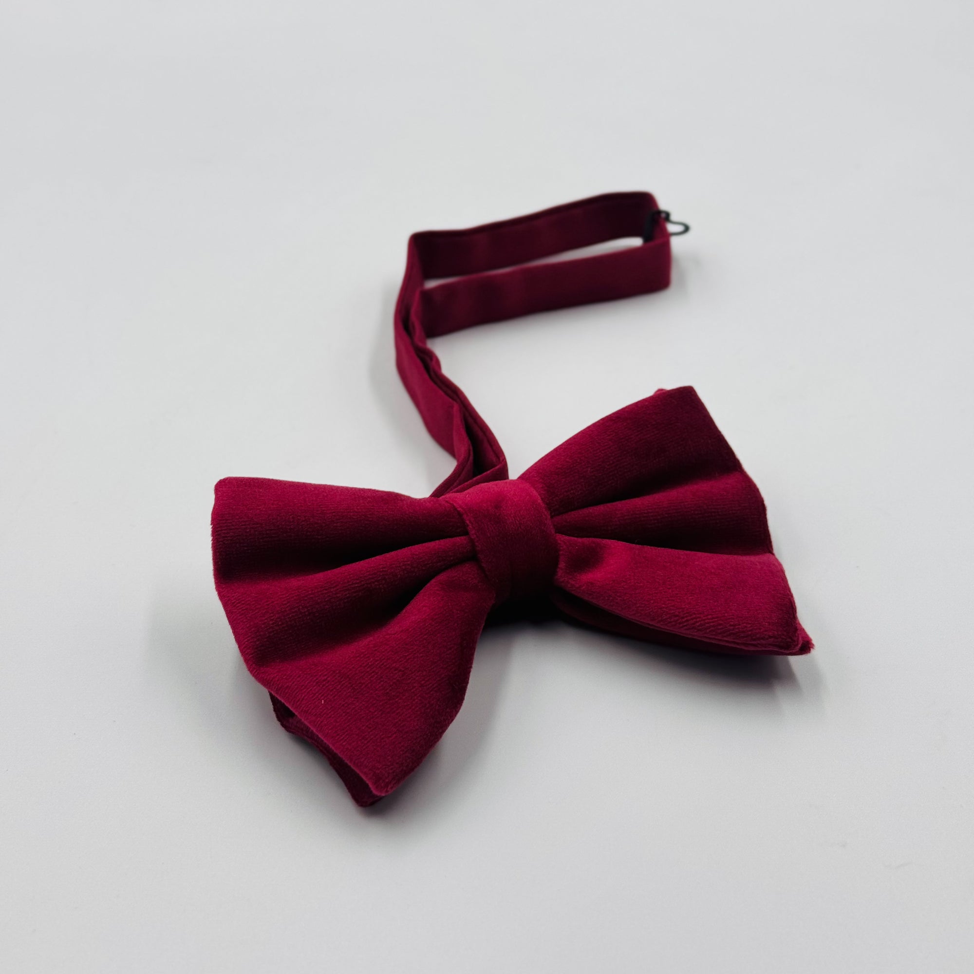 Sophisticated Maroon Bow Tie